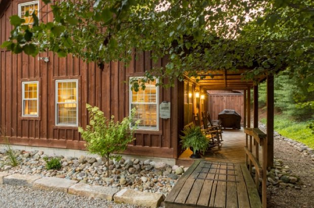 Canadian Hemlock cabin exterior