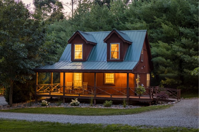 Scotch Pine cabin exterior