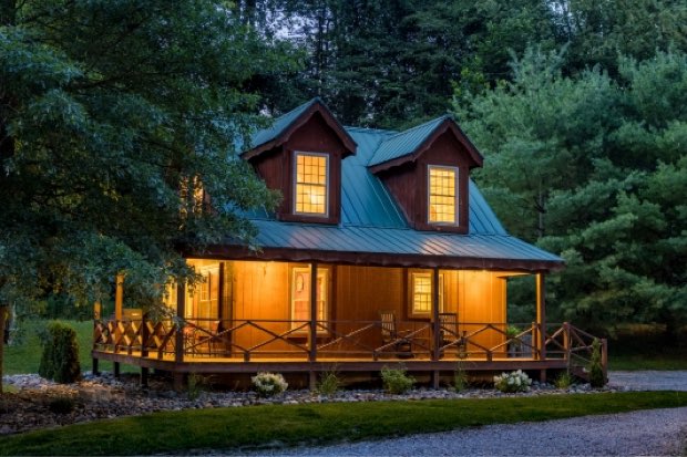 White Pine cabin exterior
